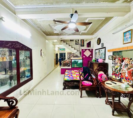 Nhà 3 tầng 140m2 mặt đường Nguyễn Văn Linh gần cầu An Đồng