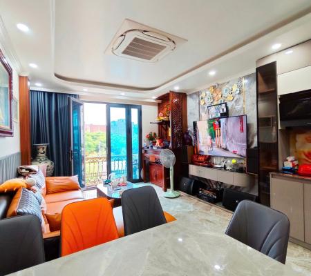 Nhà 5,5 tầng Lô 20B Lê Hồng Phong sau Parkson, BigC