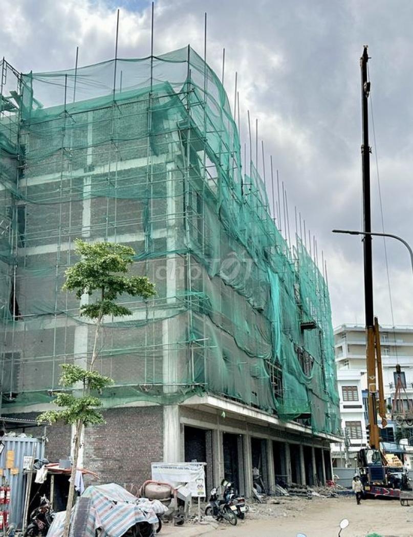 Nhà liền kề đường Phụng Pháp Văn Cao 5 tầng x 70m2