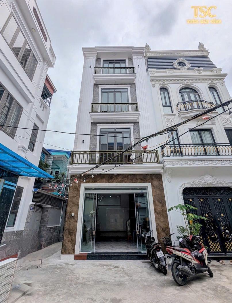 Nhà mới xây 4 tầng sân rộng tại Cầu Tre, Hải Phòng