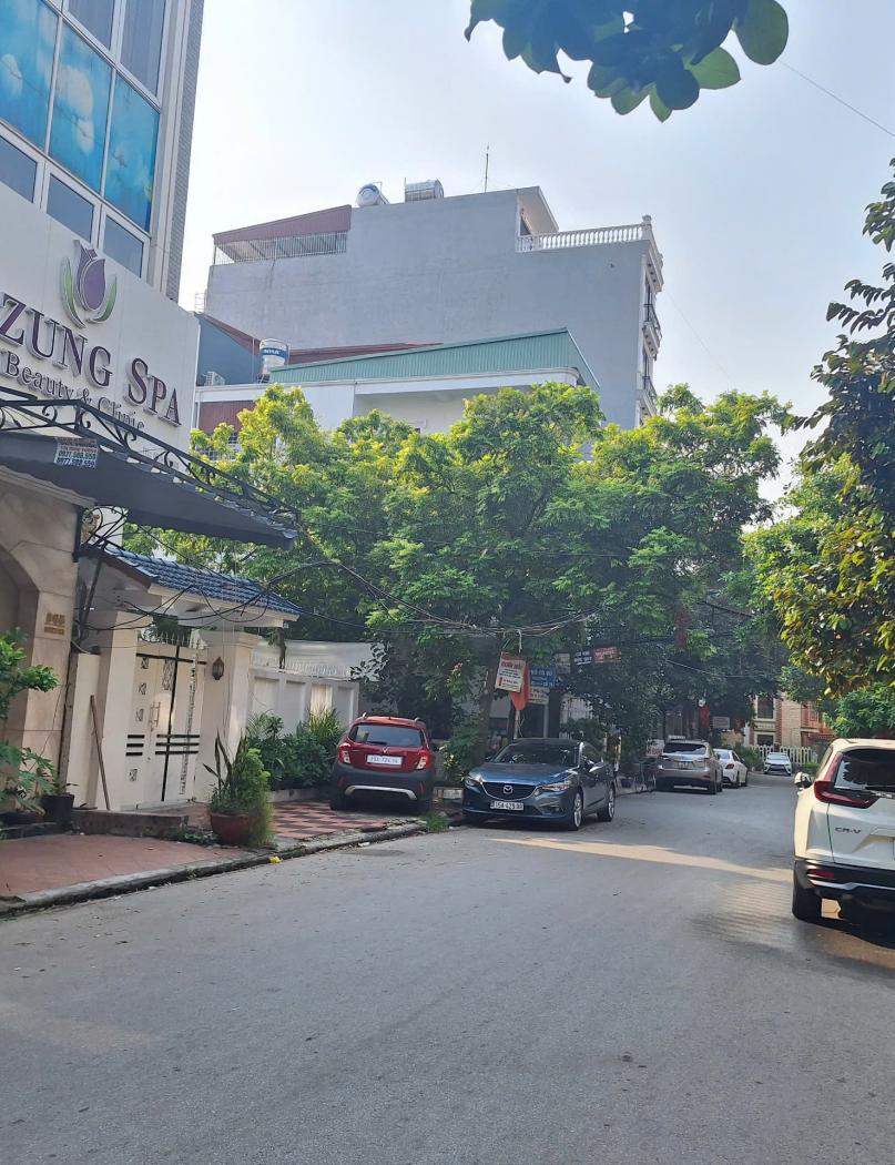 Đất 84m2 mặt phố Tô Vũ, Văn Cao